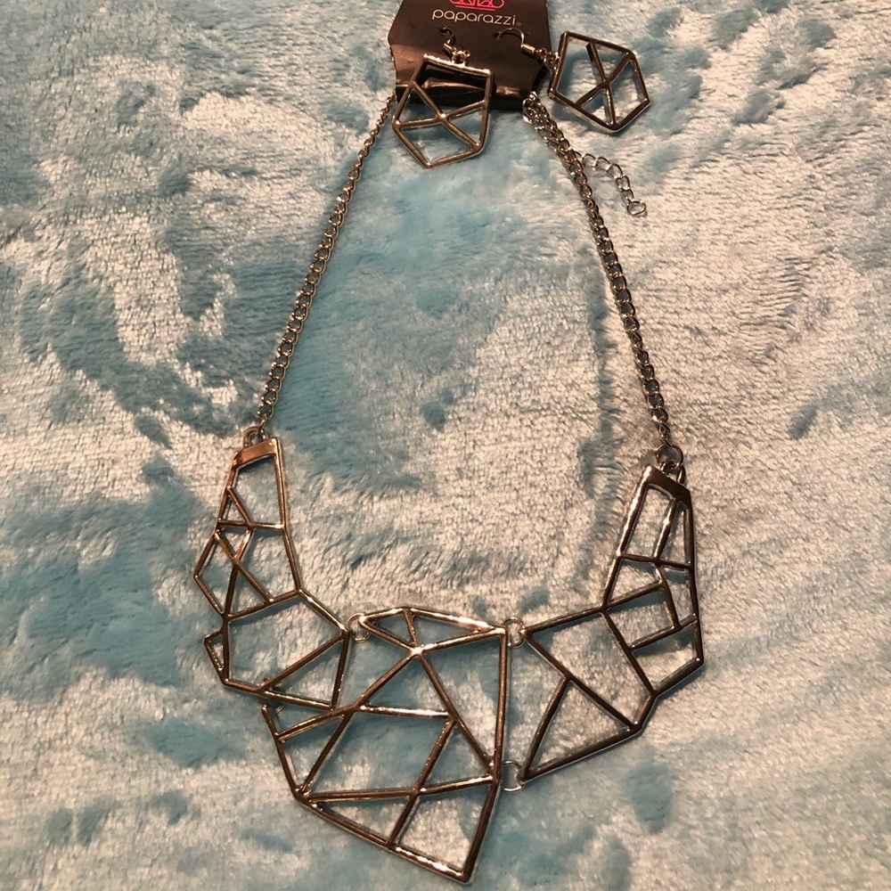 Paparazzi Silver-Toned Necklace Set